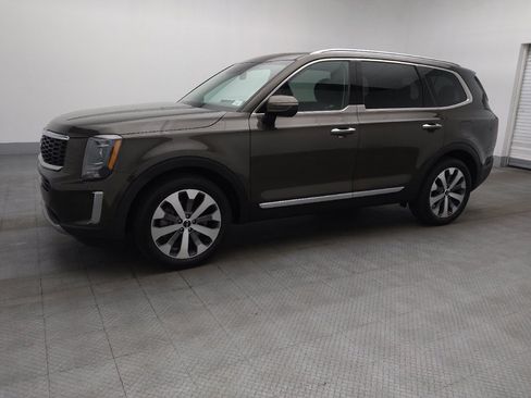 Used 2022 Kia Telluride S FWD image 2