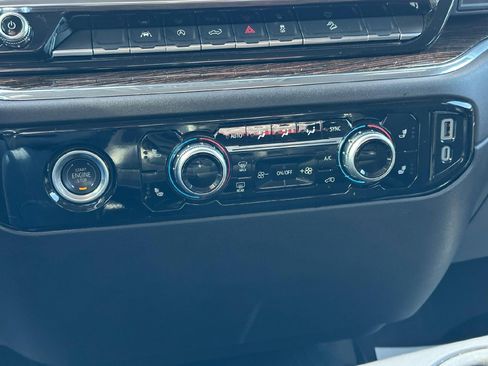 Certified 2024 GMC Sierra 1500 Elevation image 23