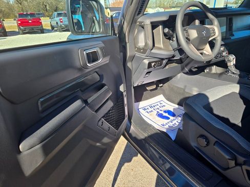 New 2025 Ford Bronco 2-Door image 6