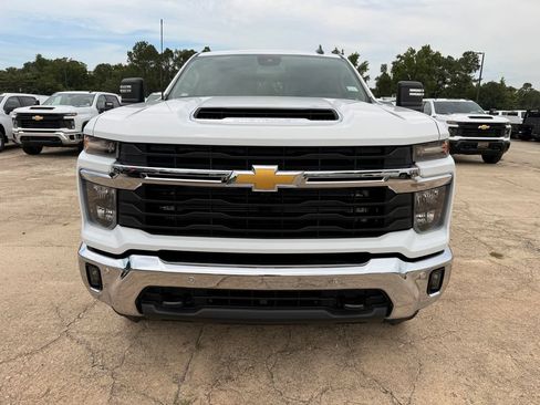 New 2026 Chevrolet Silverado 2500 LT w/ Safety Package AWD/4WD image 8