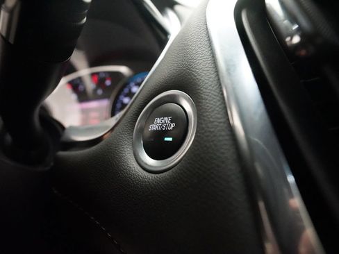 Used 2023 Chevrolet Traverse LT AWD/4WD image 31