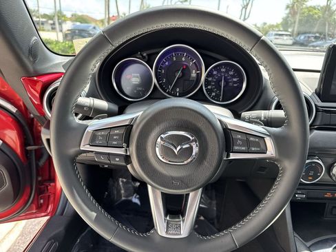 Used 2023 MAZDA MX-5 Miata RF Grand Touring RWD image 47