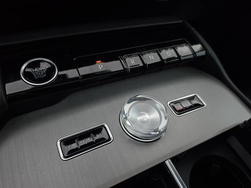 Used 2025 Lincoln Navigator Reserve AWD/4WD image 38