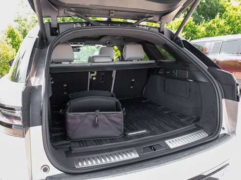 New 2026 Land Rover Range Rover Velar Dynamic SE AWD/4WD image 63