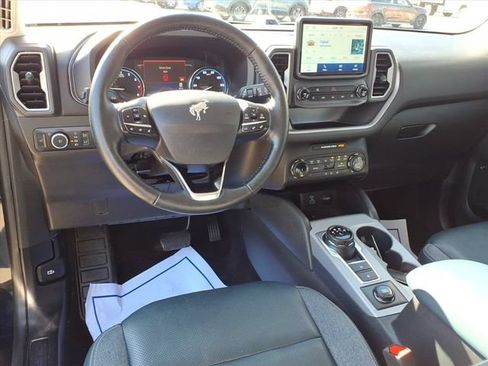 Used 2022 Ford Bronco Sport Outer Banks w/ Tech Package AWD/4WD image 15