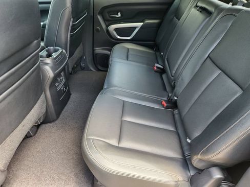 Used 2016 Nissan Titan SL RWD image 27