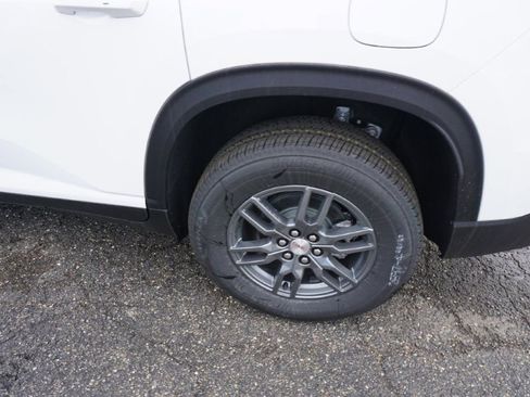 New 2025 GMC Acadia Elevation w/ LPO, Floor Liner Package AWD/4WD image 9