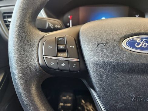 Used 2025 Ford Escape Active AWD/4WD image 29