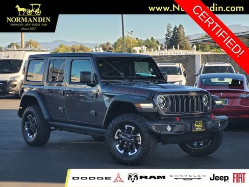 Certified 2025 Jeep Wrangler Unlimited Rubicon AWD/4WD image 1