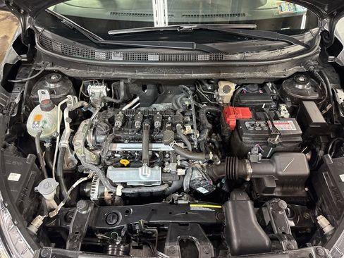 Certified 2025 Nissan Kicks Play S image 51