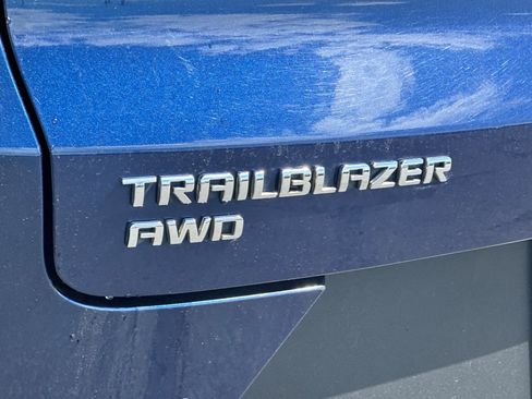 Used 2023 Chevrolet TrailBlazer LT w/ Convenience Package AWD/4WD image 26