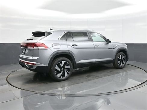New 2026 Volkswagen Atlas Cross Sport SEL image 7