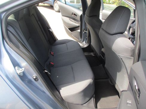 Used 2022 Toyota Corolla LE image 24