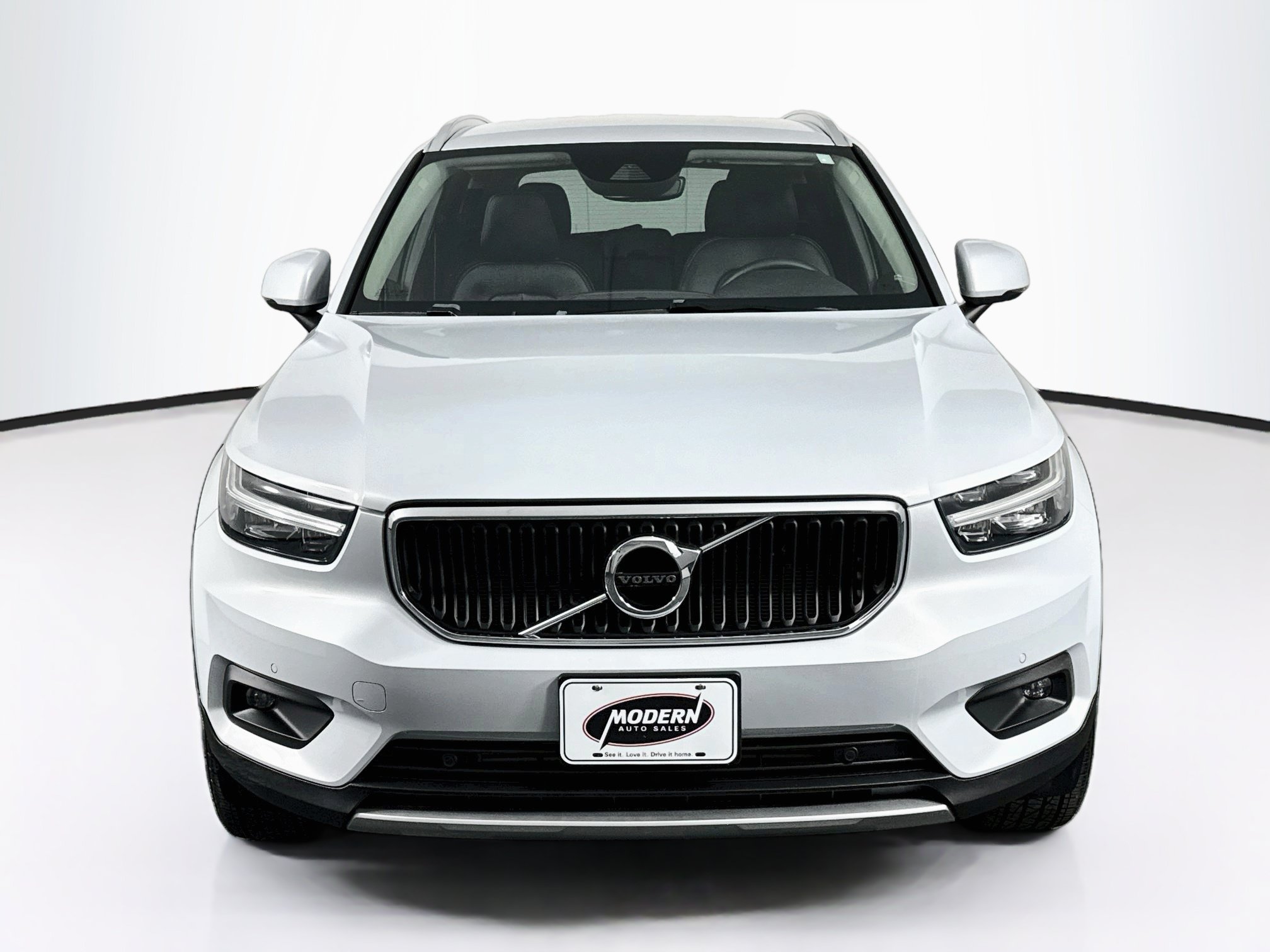 Used 2022 Volvo XC40 T5 Momentum AWD/4WD image 7