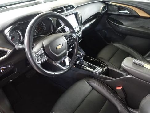 Used 2022 Chevrolet TrailBlazer ACTIV w/ Technology Package AWD/4WD image 10