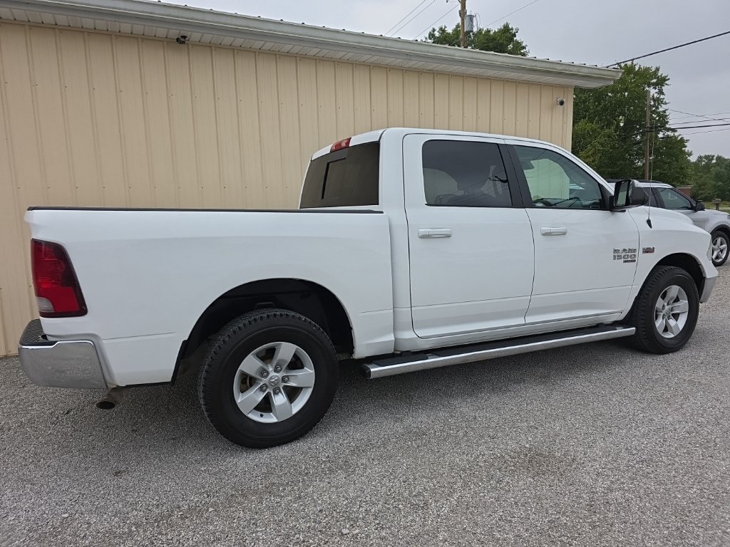 Used 2019 RAM 1500 Classic SLT AWD/4WD image 4