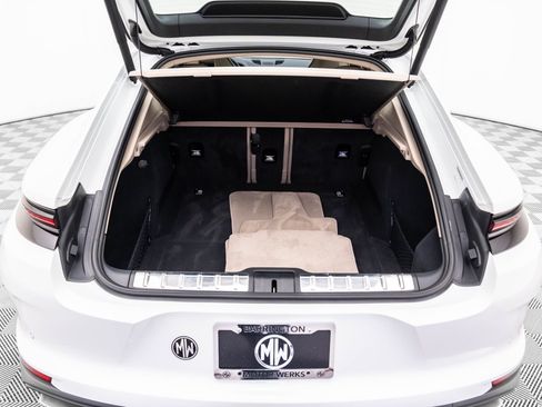 Certified 2025 Porsche Panamera 4 image 32