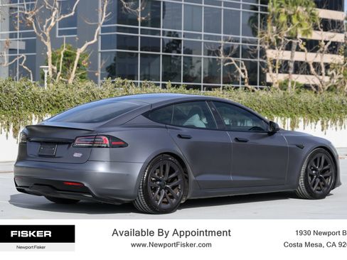 Used 2022 Tesla Model S Plaid image 8