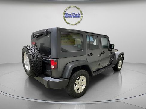 Used 2018 Jeep Wrangler Unlimited Sport S AWD/4WD image 4