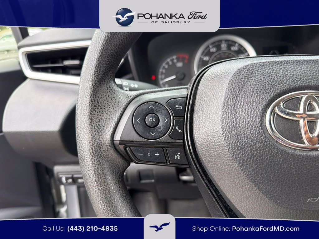 Used 2022 Toyota Corolla LE FWD image 16