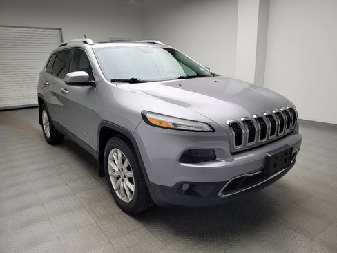 Used 2016 Jeep Cherokee Limited AWD/4WD image 13