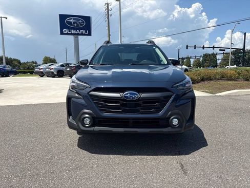 Certified 2025 Subaru Outback Premium AWD/4WD image 2