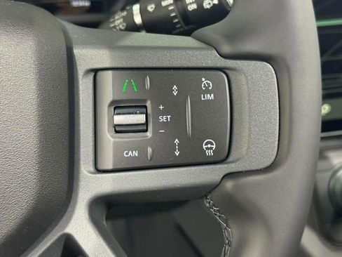 New 2026 Land Rover Defender 130 X-Dynamic SE AWD/4WD image 31