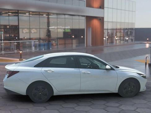 Used 2021 Hyundai Elantra SEL w/ Convenience Package FWD image 15