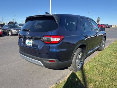 New 2025 Honda Pilot EX-L image 6