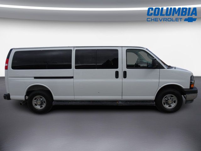 Used 2025 Chevrolet Express 3500 LT w/ LT Preferred Equipment Group RWD image 2