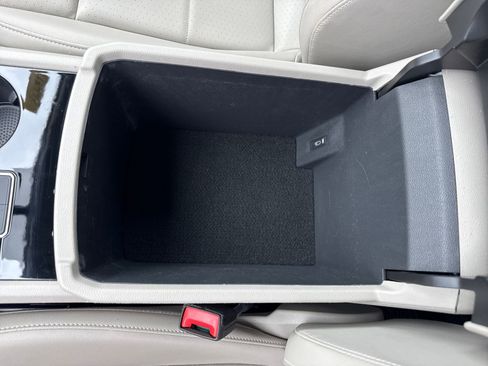 Certified 2023 Volkswagen Atlas SE w/ Black Wheel Package image 27