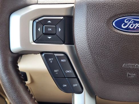 Used 2019 Ford F150 Lariat AWD/4WD image 21