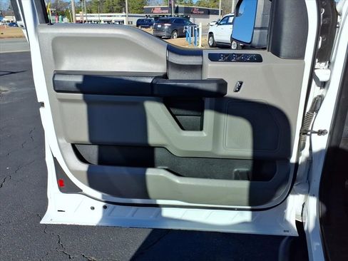 Used 2020 Ford F150 XL w/ Equipment Group 101A Mid image 8