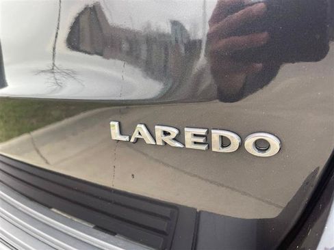 Used 2015 Jeep Grand Cherokee Laredo w/ Quick Order Package 23E AWD/4WD image 26