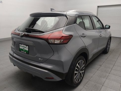 Used 2022 Nissan Kicks SV FWD image 9