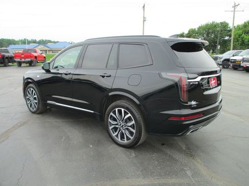 Used 2021 Cadillac XT6 Sport AWD/4WD image 9