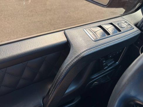 Used 2015 Mercedes-Benz G 63 AMG 4MATIC image 11