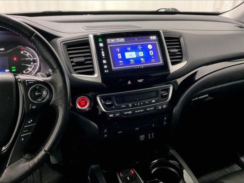 Used 2016 Honda Pilot Elite image 19