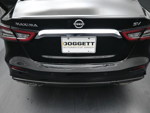 Used 2023 Nissan Maxima SV w/ Floor Mat Group FWD image 10