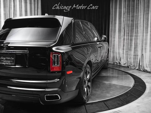 Used 2023 Rolls-Royce Cullinan w/ Cullinan Package AWD/4WD image 49