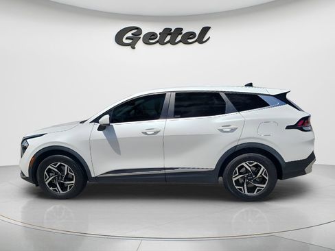 Used 2023 Kia Sportage LX FWD image 8