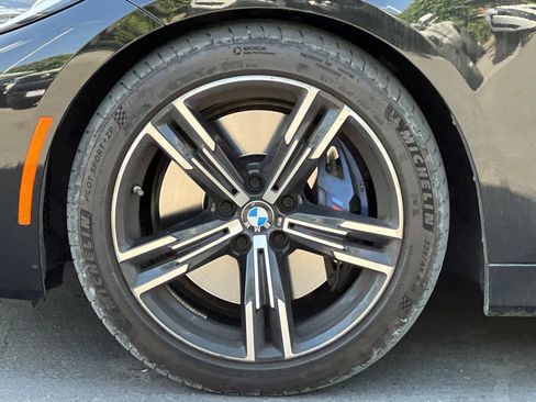 Used 2023 BMW M440i Convertible image 12