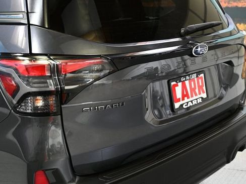 Used 2025 Subaru Forester Limited AWD/4WD image 18