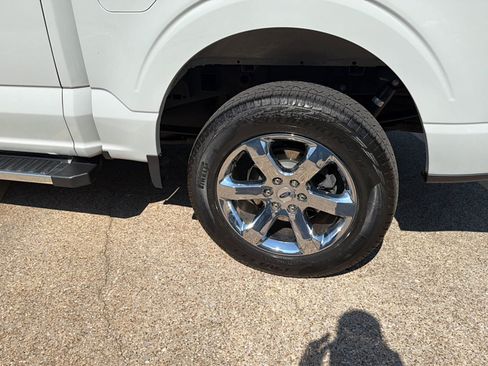 Used 2023 Ford F150 Lariat w/ Equipment Group 502A High AWD/4WD image 7