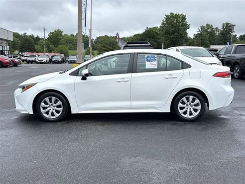 Used 2023 Toyota Corolla LE FWD image 6