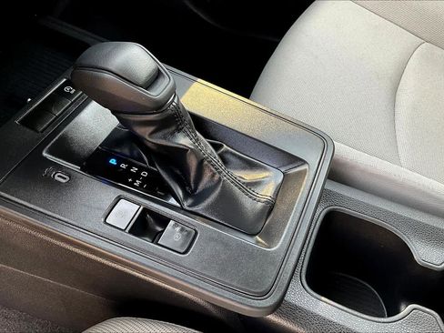 Used 2026 Toyota Corolla Cross L image 15