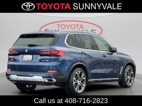 Used 2023 BMW X5 xDrive40i w/ Premium Package AWD/4WD image 3