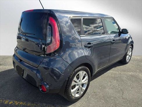 Used 2016 Kia Soul ! w/ Premium Package image 3