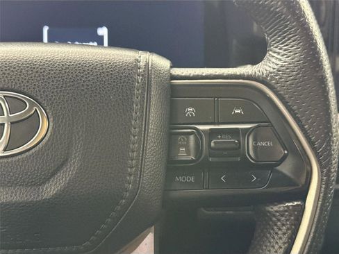 Certified 2024 Toyota Tacoma TRD Sport image 18