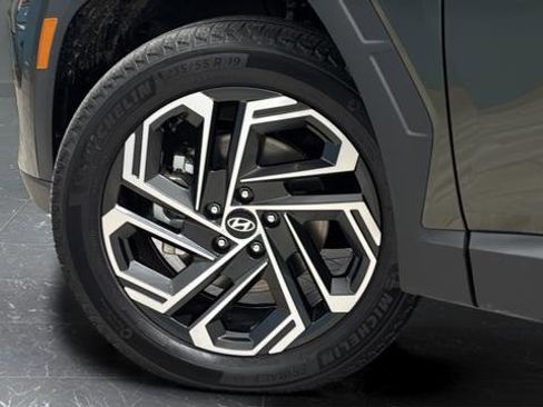 Used 2025 Hyundai Tucson Limited image 40